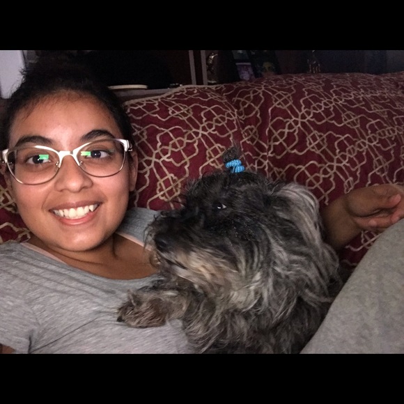 Meet your Posher, Kryssia - Picture 1 of 1